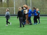 Paas-plezier op sportpark Het Springer voor S.K.N.W.K. JO7-1 en JO9-1 van zaterdag 8 april 2023 (132/240)